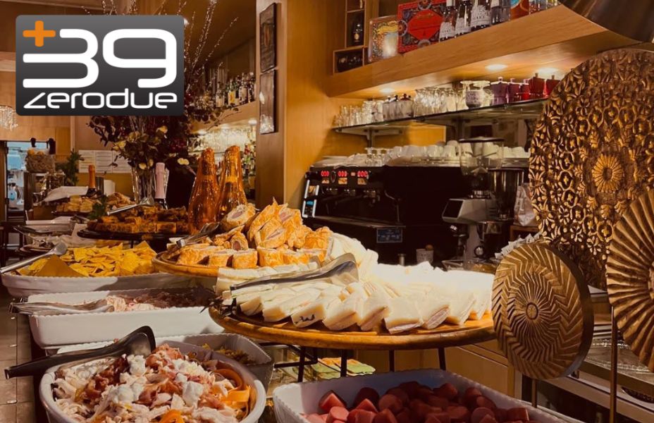 Aperitivo vicino MiCo Milano con buffet all’aperto